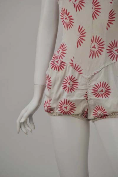 1950s Rose Marie Reid Bloomer Cream and Pink Swimsuit