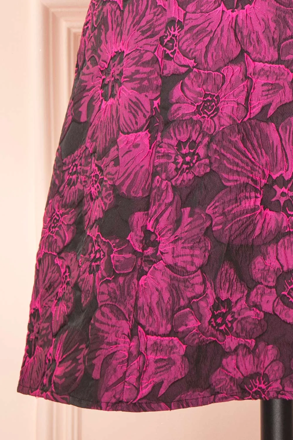Avalora | Short Black Floral Dress w/ Puffy Sleeves