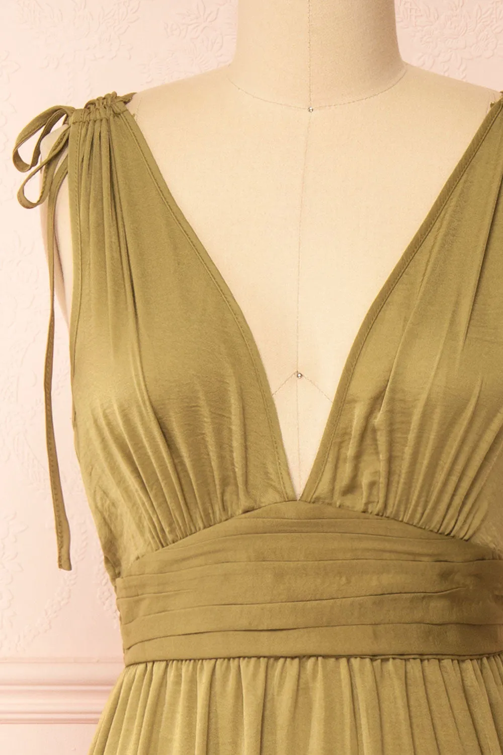 Cidra | Khaki Maxi Dress w/ V-Neck