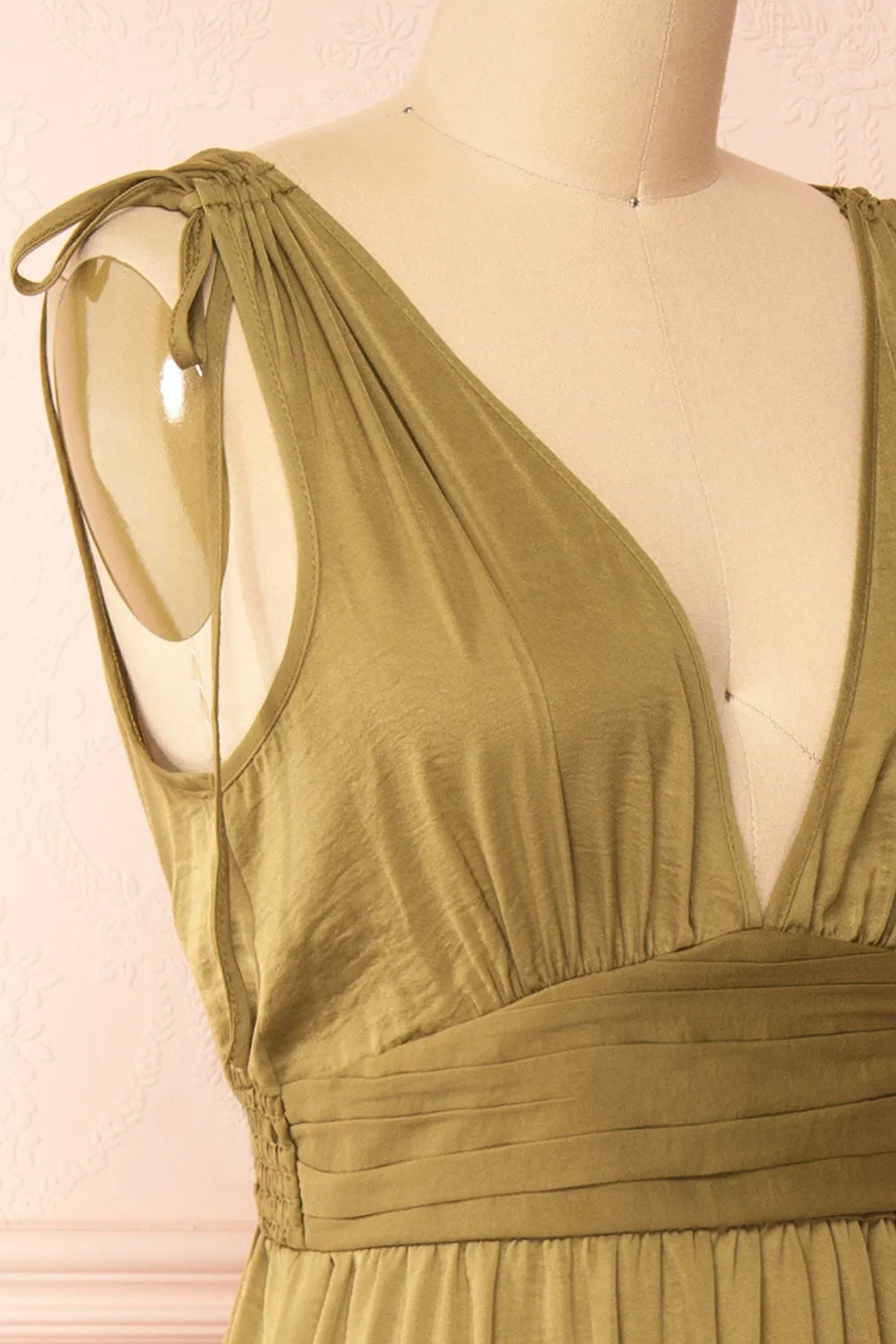 Cidra | Khaki Maxi Dress w/ V-Neck