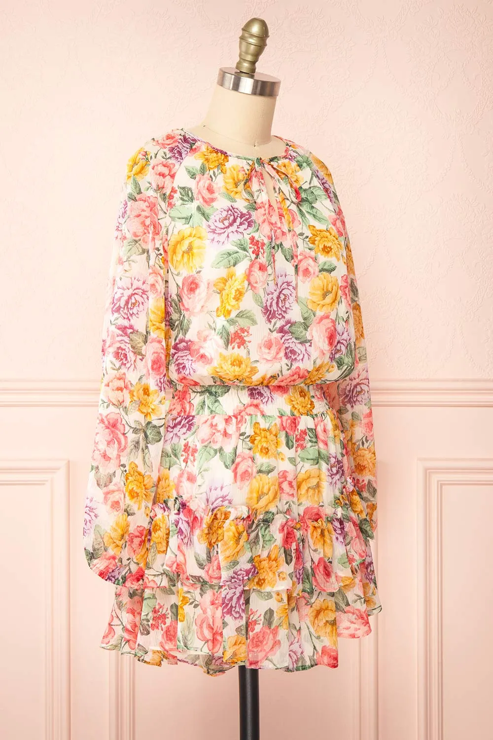 Echa | Colourful Short Floral Dress w/ Long Sleeves