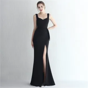 Luxe Mermaid Gown  Sophisticated Evening Dress for Hosts and Year-End Events (2025)