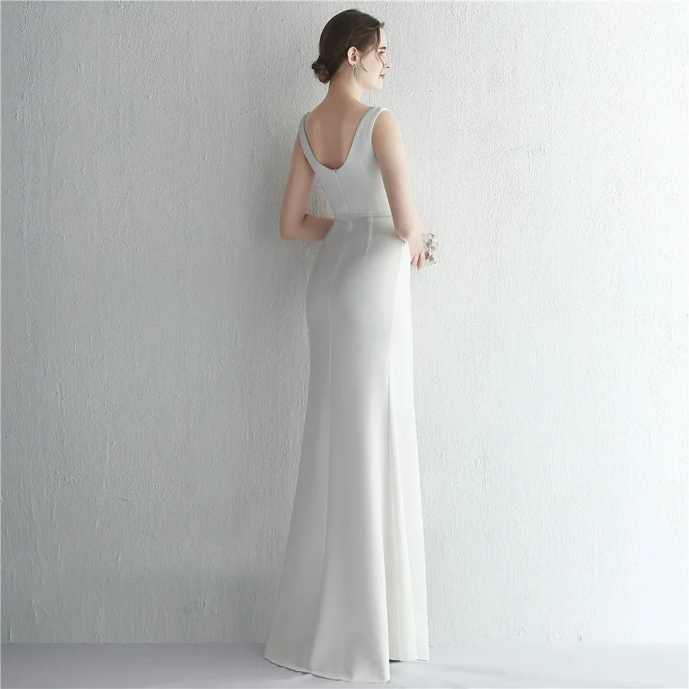 Luxe Mermaid Gown  Sophisticated Evening Dress for Hosts and Year-End Events (2025)