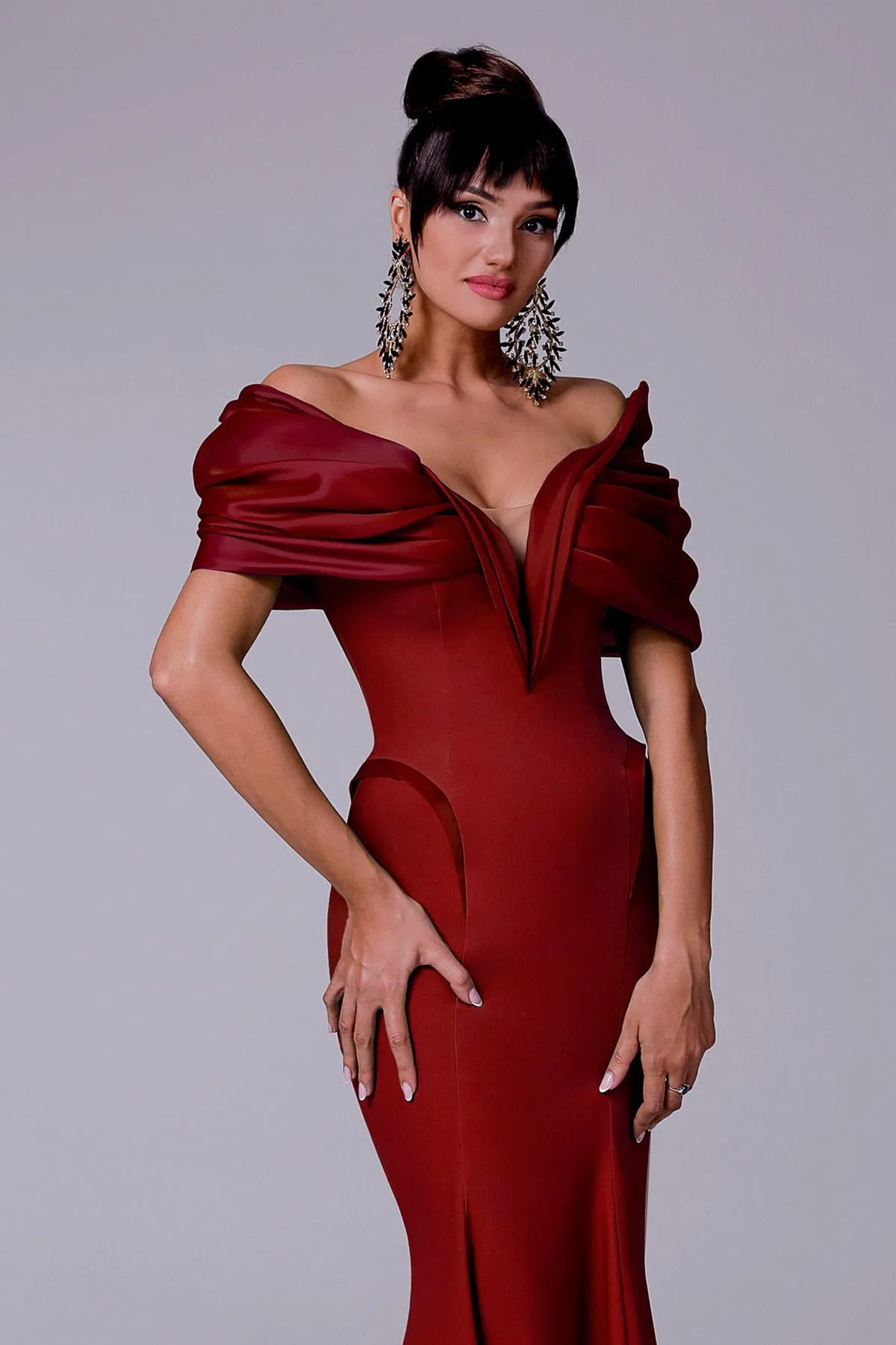 MNM Couture 2710